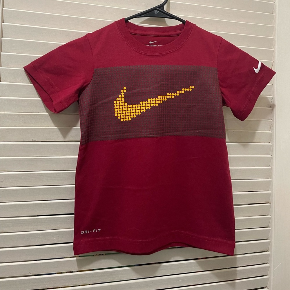 Nike Dri-Fit Burgundy Short Sleeve Tee NWOT